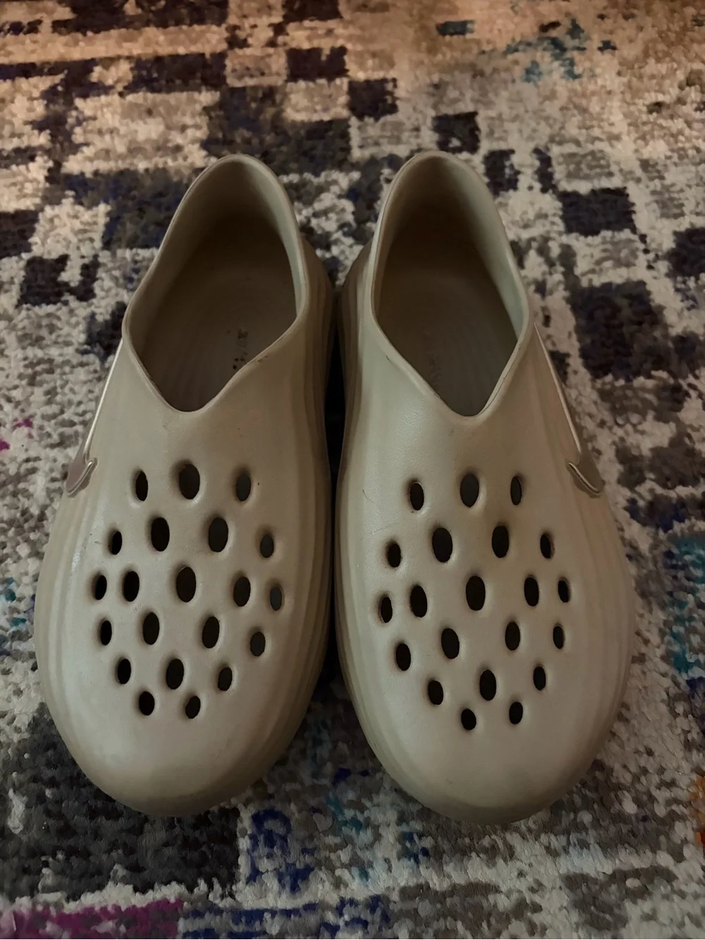 Nike Clogs